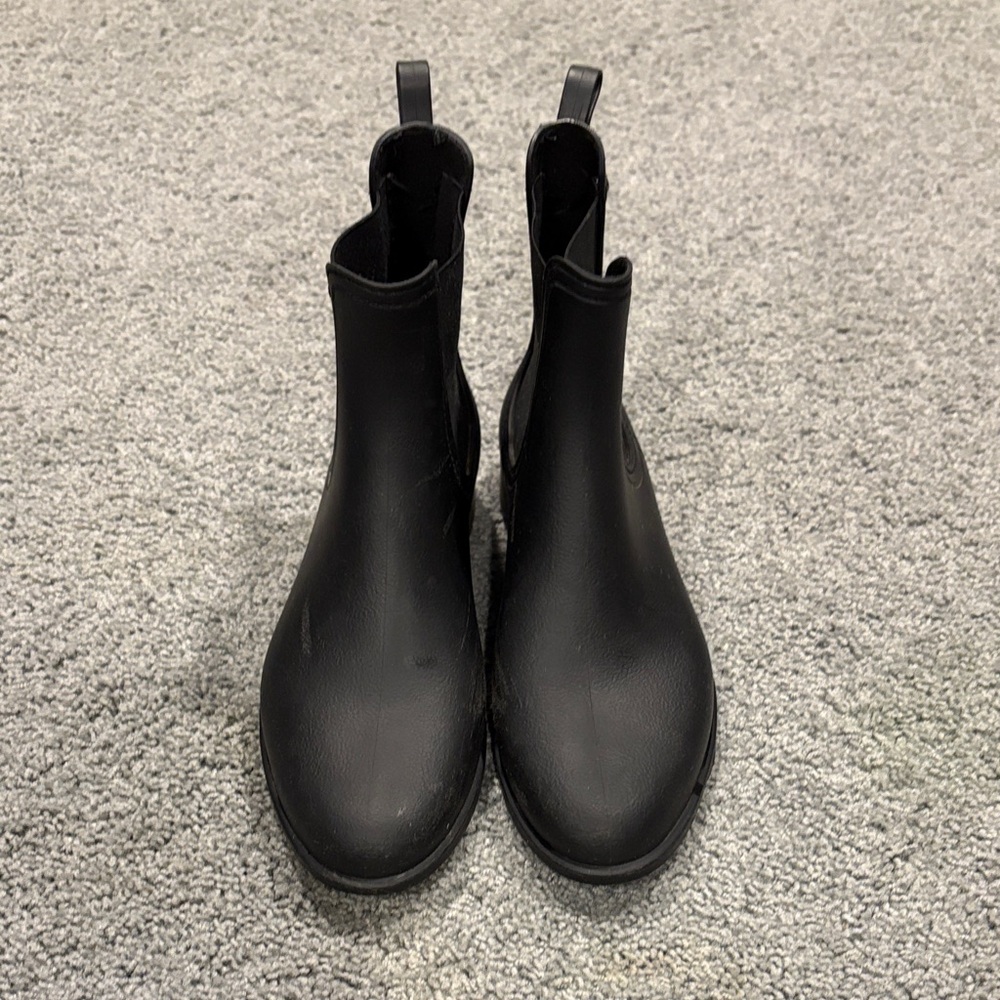 Aldo Sleek Black Ankle Booties